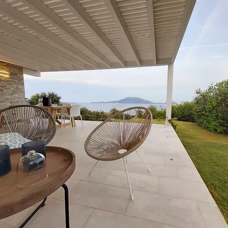 Landscape White House Villa *